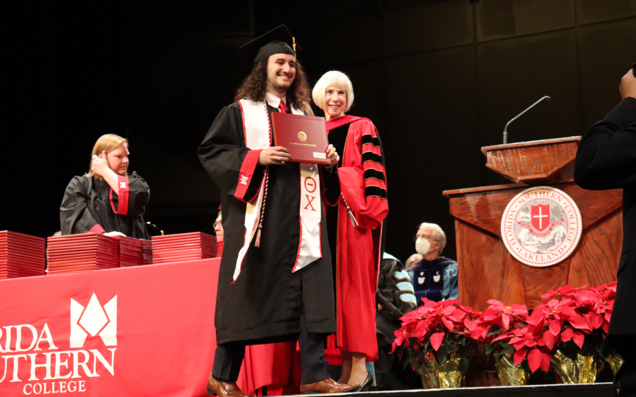 Florida Southern College Confers Degrees at 2022 Winter Commencement ...