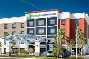 Holiday Inn Express & Suites South