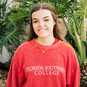 Madeline Paquette - Orientation Leader thumbnail