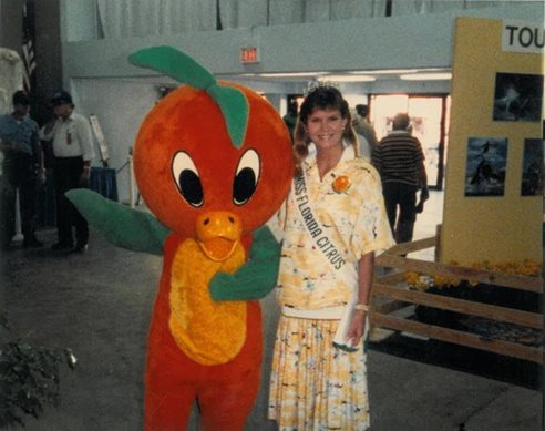 Rosemarie Payne with the Orange Bird mascot